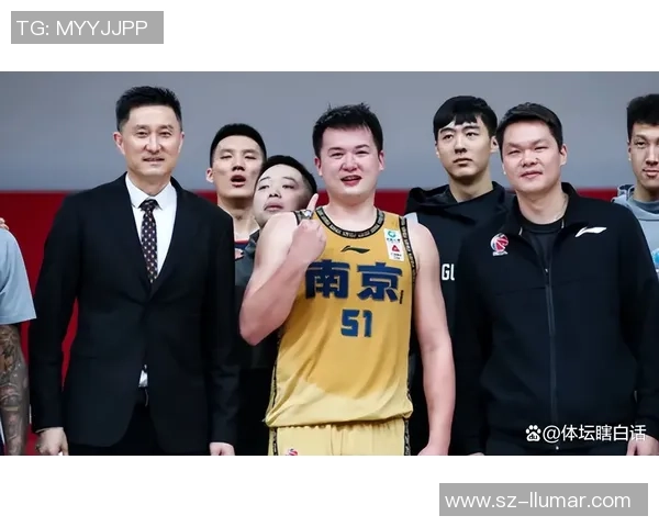 南京同曦迎战广东宏远巅峰对决上演强强对话谁能笑到最后